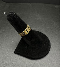 18k gold curb link designed ring