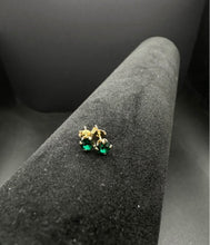 10k gold stud earrings w lab grown emeralds