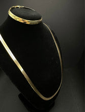 14k Gold herringbone chain set w matching bracelet