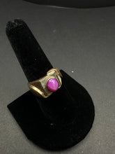 10k yellow gold ring place w purple star sapphire