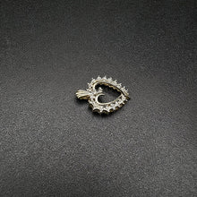 10k gold heart pendant w czs