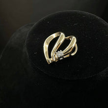 10K gold heart w diamond