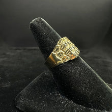 10k gold mens ring (5.9)