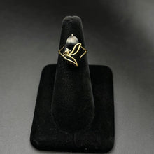 10k gold ring w black onyx stone & diamond (3)