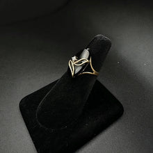 10k gold ring w black onyx stone & diamond (3)