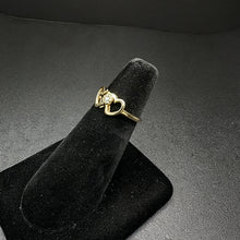 10k gold heart ring w diamond