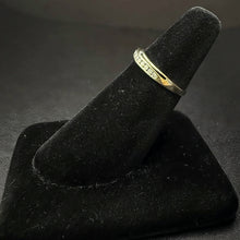 10k gold heart ring w diamond