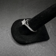 18K white gold engagement ring w 67 pt princess cut diamond