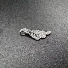 10k white gold leaf pendant w diamonds