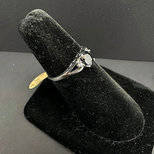 10k white gold ring w sapphire stone & diamonds