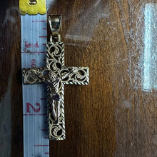 10k yellow gold cross w Jesus on front