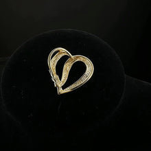 10k yellow gold heart pendant w diamond