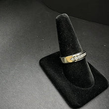 10k yellow gold mens wedding band w diamonds