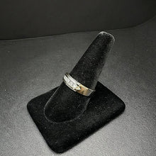 10k yellow gold mens wedding band w diamonds