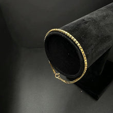 14k gold box link bracelet