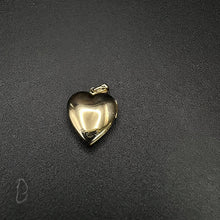 14k gold heart picture pendant