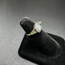 14k gold ring w aquamarine stone & diamonds