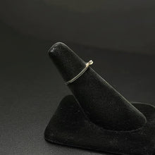 14k gold ring w diamond WG (1.1)
