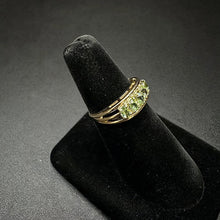 14k yellow gold cluster ring w peridot stones