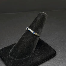 14k white gold ring w sappires & diamonds