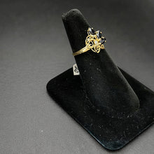 14k gold ring w sapphire stones