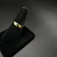 14k gold wedding band