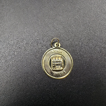 14k  gold pendant w reno nevada