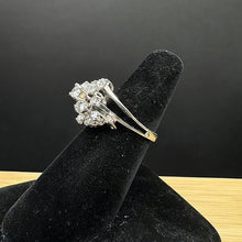 14k white gold diamond cluster ring w brilliant cut diamonds