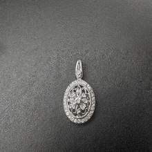 14k white gold flower encrusted diamonds pendant