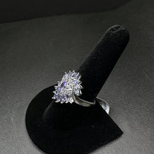 14k white gold ring w tanzanite stones