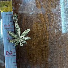 14k yellow gold pot leaf pendant