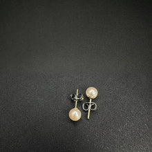 14k yellow gold stud earrings