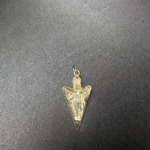 14k yellow gold arrow pendant