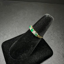 14k yellow gold ring w diamonds & emeralds