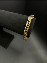 14k yellow gold curb link bracelet