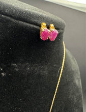 10k yellow Gold Ruby necklace set w matching earrings
