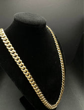 18k Gold Cuban Link chain 22” 9mm