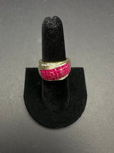 18k gold ring w Ruby stones & diamonds