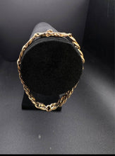 14k yellow gold curb link bracelet