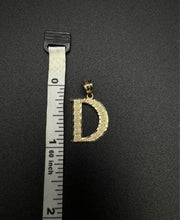 10k gold letter D pendant