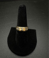 14k Gold band w diamonds