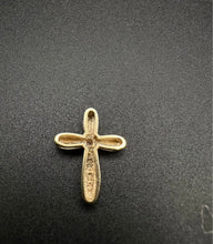 14k Gold cross pendant w Diamond
