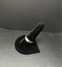 10k gold wedding band