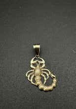 10k gold scorpion pendant