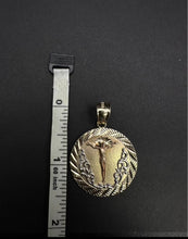 14k Gold Jesus pendant