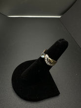 14k gold ring w aquamarine center stone & CZS