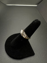 14k gold diamond ring w baguette diamonds