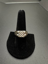 10k gold diamond ring (1CTTW)