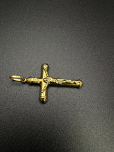 18k gold cross pendant