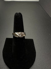 14k gold diamond ring w baguette diamonds